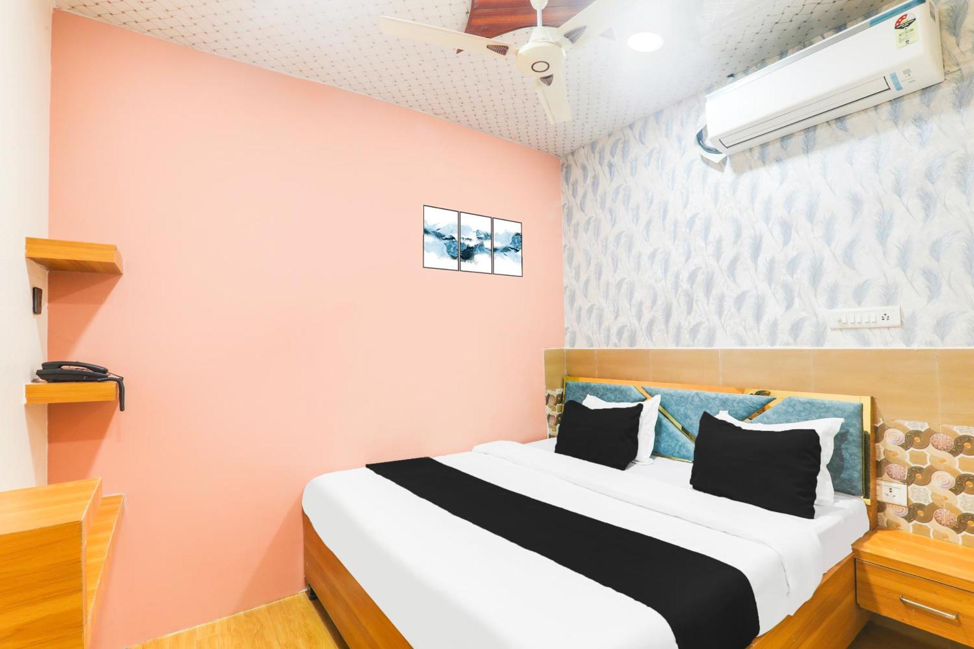 Hotel O V. K Palace Inn Lucknow Dış mekan fotoğraf