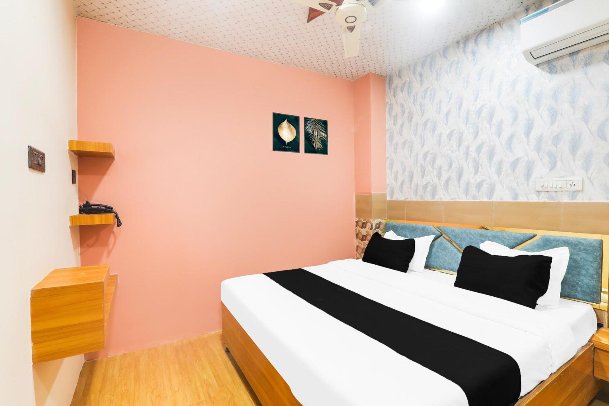 Hotel O V. K Palace Inn Lucknow Dış mekan fotoğraf
